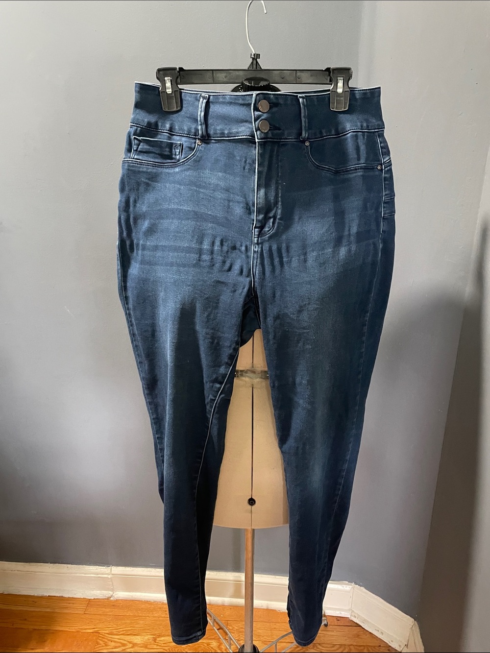 Seven7 Navy High-Rise Skinny Jeans Size-16